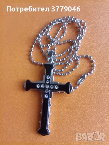 Кръст, снимка 2 - Колиета, медальони, синджири - 50322464