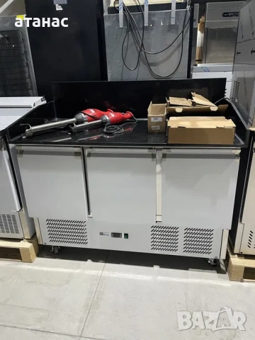 Пицарска маса с гранитен плот. Италия! Чисто нова, снимка 2 - Обзавеждане на кухня - 54363220