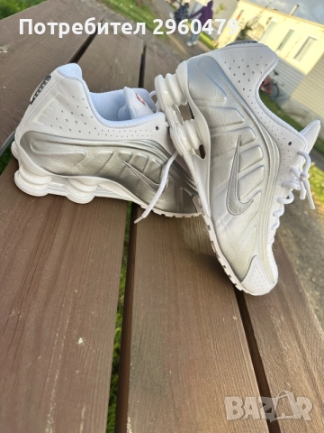 Nike Shox R4 Novi, снимка 4 - Спортни обувки - 56539798