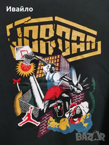 Nike Air Jordan Cracking the Backboard Fleece Sweatshirt, снимка 2 - Блузи - 47613095