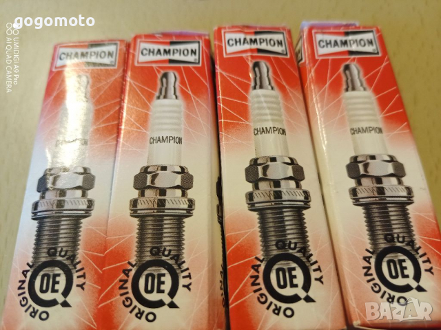 ПОДАРЪК при покупка НАД  200 лв./НОВИ Запалителни свещи Champion Double Copper RC9YCC Spark Plug, снимка 3 - Аксесоари и консумативи - 36408819