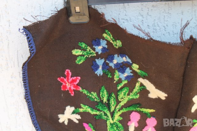 Престилка , снимка 2 - Антикварни и старинни предмети - 36918921