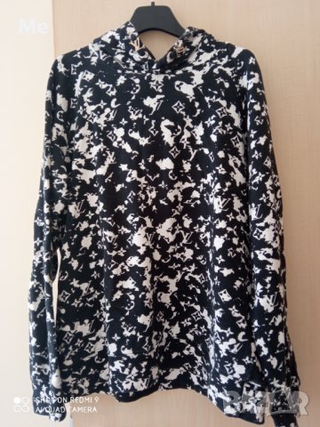 Lv худи суичър размер М, снимка 1