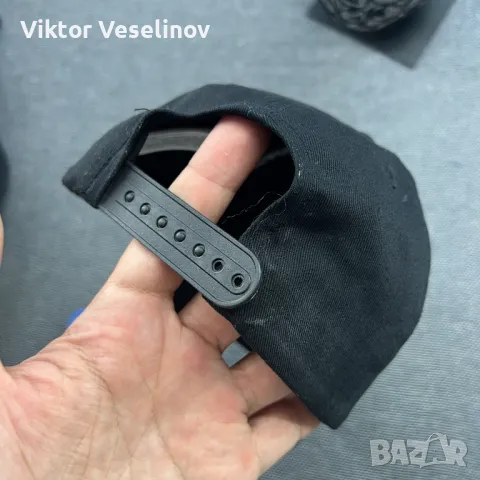 Оригинална Calvin Klein Шапка с козирка Черна One Size, снимка 6 - Шапки - 50257704