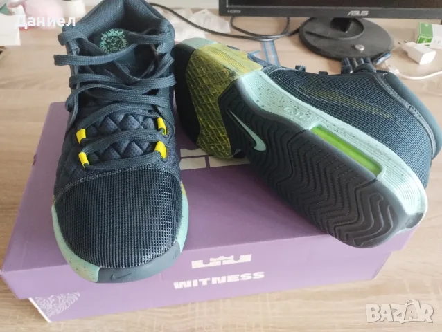 Маратонки LeBron Witness VIII 44, снимка 2 - Маратонки - 56496371