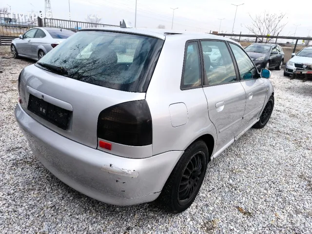 Audi A3 8L 1.9 90к.с. НА ЧАСТИ , снимка 4 - Автомобили и джипове - 48788202