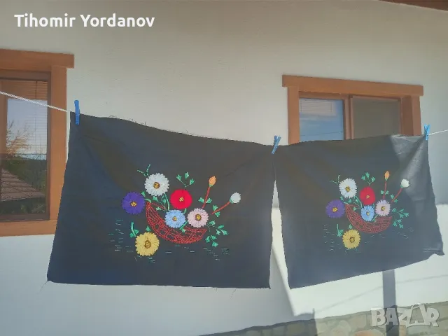 Бродирана калъфка за възглавница - 2 броя., снимка 13 - Антикварни и старинни предмети - 47589470