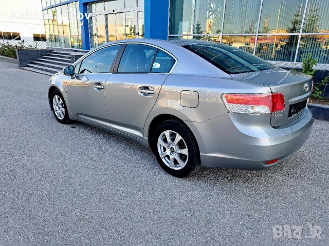 Тойота Авенсис 2.0 D4D 2009г., снимка 4 - Автомобили и джипове - 51449871