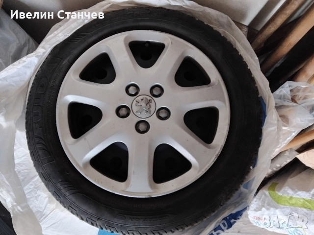 Гуми Зимни и Джанти Стоманени 4 броя  Комплект 16 "за Пежо 308 комби