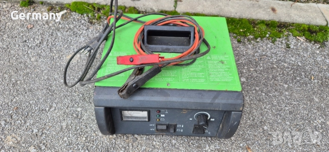 неработещо зарядно bosch 12v 24v за ремонт, снимка 3 - Аксесоари и консумативи - 52725996