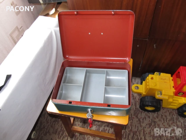 касичка КАСА Сейф    с два ключа  IGROLUX, снимка 4 - Други - 51314675