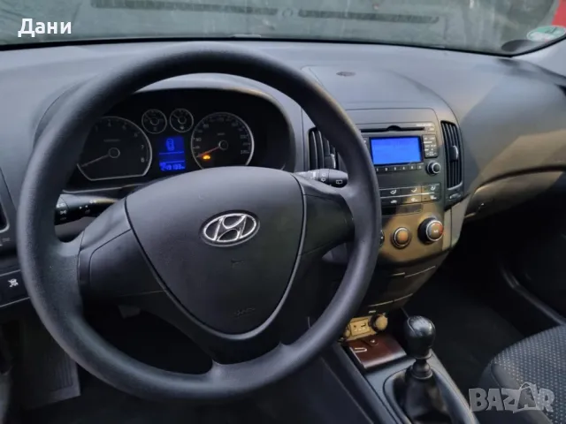 Хюндай I 30SW 1.4/16V 2010 година, снимка 10 - Автомобили и джипове - 49319605