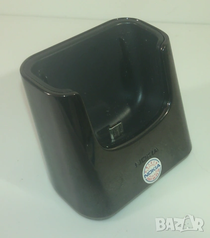 Зарядно/док Nokia DT-19, снимка 3 - Оригинални зарядни - 53371846