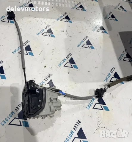 8K0839016H брава за задна дясна врата от Audi A3 1.0 TFSI