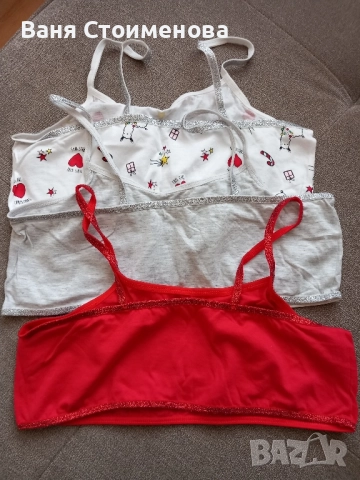 Комплект Коледни бюстиета9, снимка 2 - Детско бельо и бански  - 52100827