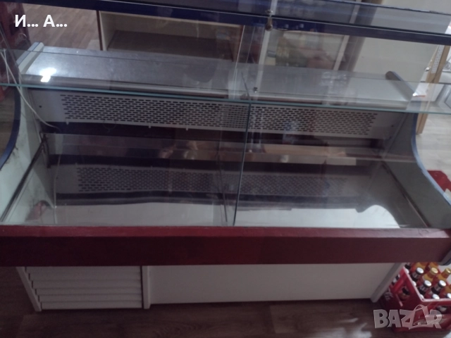 Витрина 1,5м, снимка 1