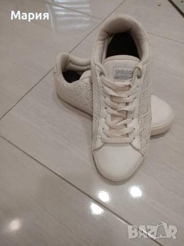 Кецове Адидас, снимка 3 - Кецове - 51407602