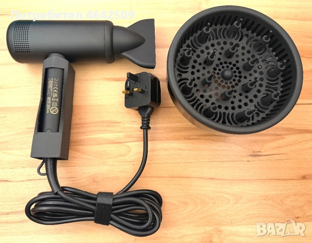 Оригинален Професионален Сешоар Diva Pro Styling 2000W, снимка 9 - Сешоари - 54154626