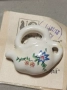 Старинни порцеланови брошки, снимка 2