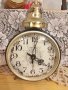 Изрисуван будилник янтар от СССР, снимка 1 - Стенни часовници - 37441579