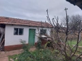 Къща с двор в село Иванча обл. Великотърново, снимка 8