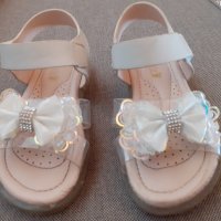 Детски светещи LED сандали за момиче внос от чужбина, снимка 4 - Детски сандали и чехли - 37218016