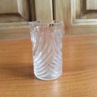 Стъклена вазичка ваза, снимка 4 - Антикварни и старинни предмети - 36835136