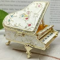 Кутия за бижута - роял, снимка 1 - Бижутерийни комплекти - 40625645