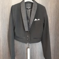 Много елегантно черно късо сако AMISU , дълъг ръкав, класически модел , до кръста, снимка 1 - Сака - 37418181