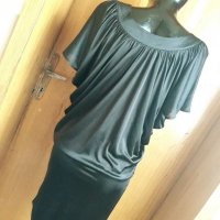 VILA Черна сатенена рокля с лъскав ефект и феерични ръкави С/М, снимка 4 - Рокли - 25695242