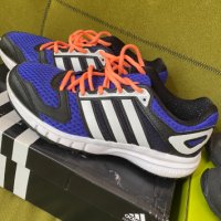 Adidas нови маратонки 39 номер, снимка 1 - Маратонки - 30140630