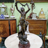 Чудесна много красива антикварна колекционерска френска авторска фигура статуетка , снимка 2 - Антикварни и старинни предмети - 44693817