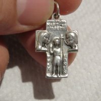 сребърен медальон, сребърно колие сребърно кръстче Мария Исус и Йосиф, снимка 2 - Колиета, медальони, синджири - 31930330