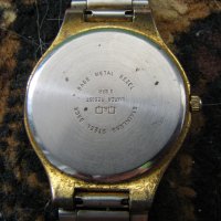 Мъжки часовник с позлата Q&Q, снимка 3 - Антикварни и старинни предмети - 29963386