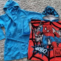 Халат за плуване и хавлия пончо Spiderman , снимка 1 - Хавлии и халати - 40639232