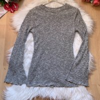 Блуза, снимка 1 - Блузи с дълъг ръкав и пуловери - 31211197