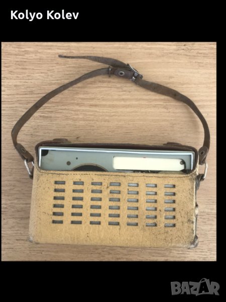 Транзисторен  радиоприемник SOKOL – 2 BAND 7 TRANSISTOR с оригинален калъф, снимка 1
