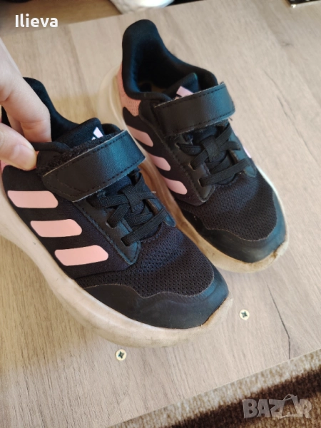 Детски маратонки Adidas, снимка 1