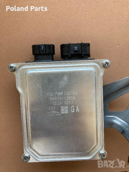 Модул Управление 89571-12010 горивна помпа Тойота Лексус Toyota Lexus, снимка 1