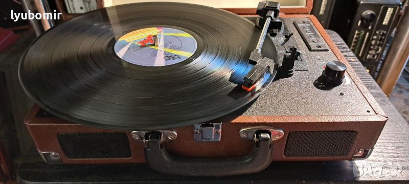 Вълшебното куфарче, снимка 1