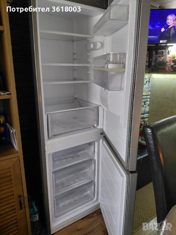 Продавам хладилник Индезит, снимка 1