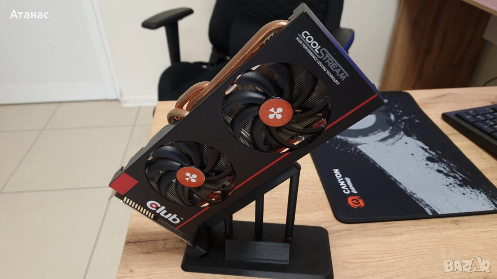Club 3D HD 7970 royalQueen 3GB DDR5 384bit, снимка 1
