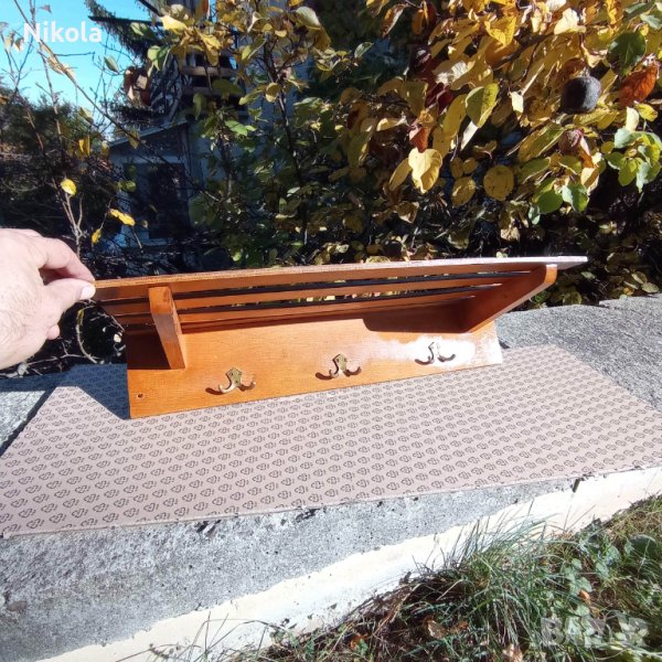 Стенна закачалка за дрехи и шапки дървена 64/24см, снимка 1