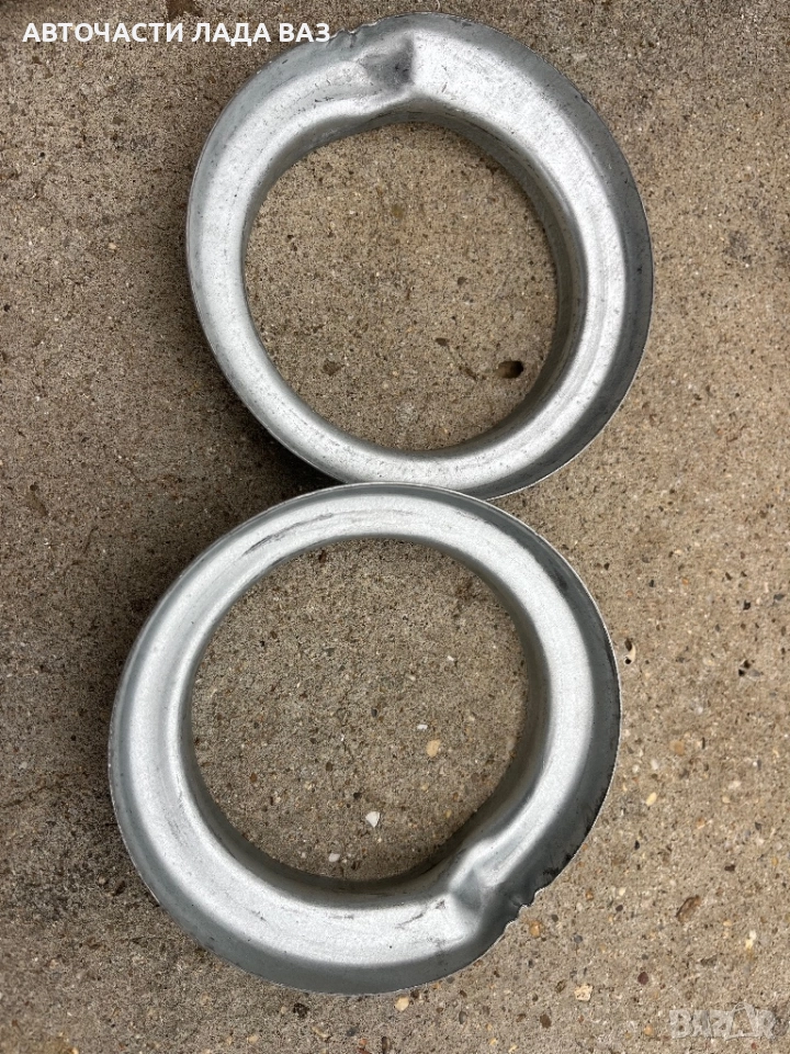 Подложки за предни пружини Лада 2101/2107 нови руски , снимка 1