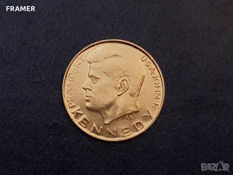 1963 Медал ЗЛАТЕН 21,6 карата Кенеди Далас RRR монета златна, снимка 1