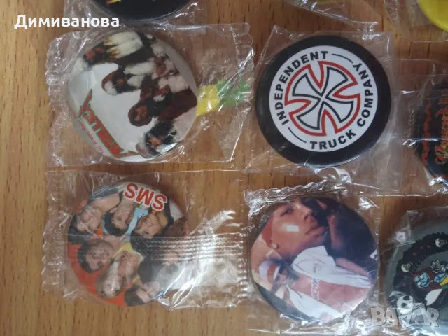 12 значки 30 мм ( Metallica, Kurt, череп ), снимка 7 - Колекции - 48878941