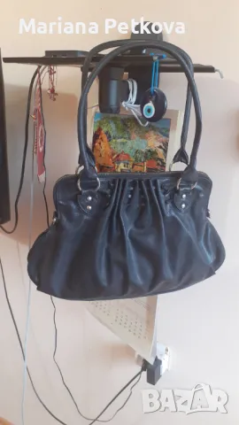 Дамска чанта, снимка 3 - Чанти - 47481100