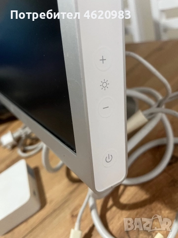 Монитор  Apple Cinema Display 20 инча, снимка 12 - Монитори - 52907749