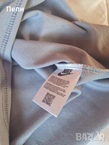 Екип Найк размер L, снимка 2 - Спортни дрехи, екипи - 50989565