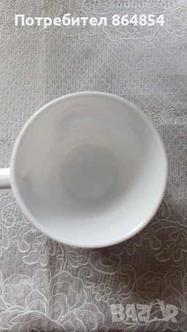 Продавам ретро порцеланова чаша с лика на Чарлз и Даянана, снимка 4 - Колекции - 54205015